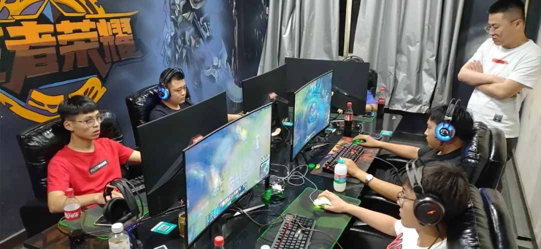 最终以微弱 最终以微弱